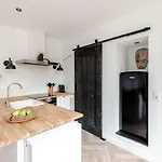 #1leafy Place Appartement